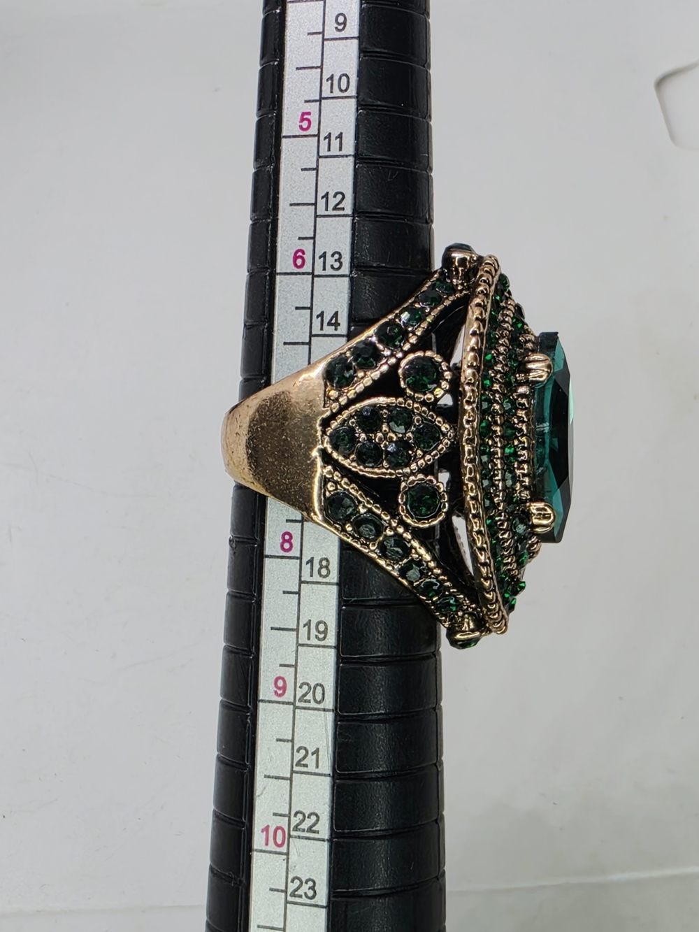 Vtg Emerald Green Cocktail Ring Gold Plated Sterling Silver Bold Statement 7.5 - Picture 4 of 9